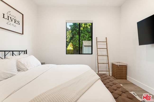 Building Photo - 22747 Erwin St