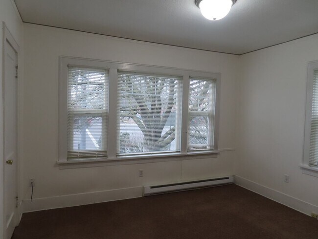Building Photo - 1383Coburg - FH