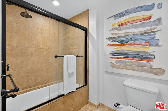 Building Photo - 1920 Pandora Ave