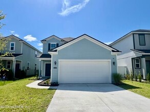 Building Photo - 14750 Cashew Ave