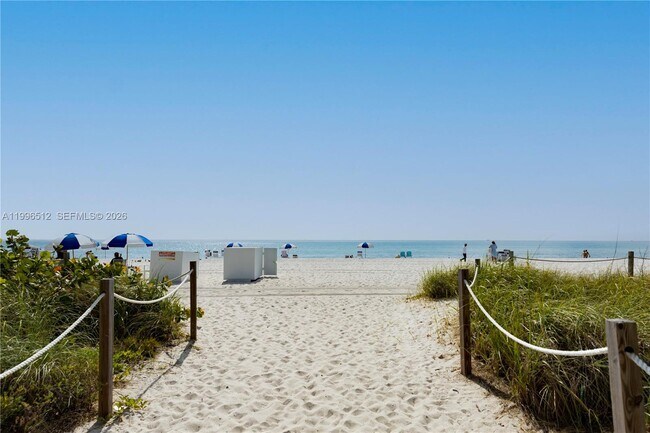 Building Photo - 5161 Collins Ave