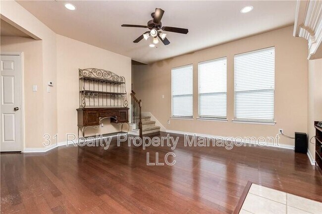 Building Photo - 5324 Oakley Rd