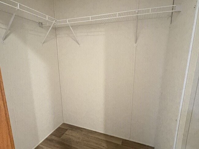 Building Photo - 486 Baja Ln S