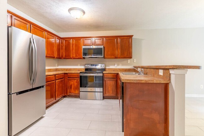 Building Photo - 752 Holland Ridge Dr