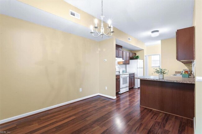 Building Photo - 5403 Sasha Ct