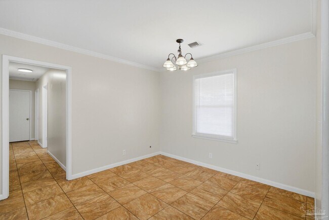 Building Photo - 5641 Hibiscus Rd