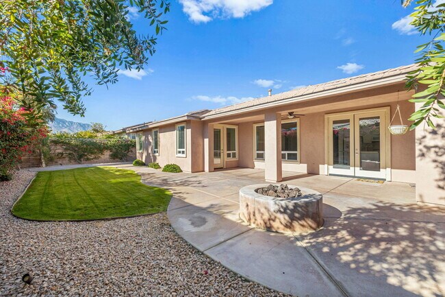 Building Photo - 196 Via San Lucia