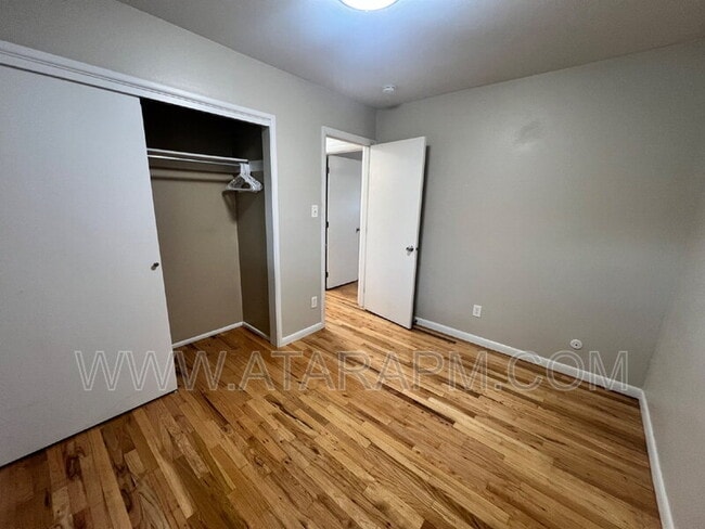 Building Photo - 650 N 300 W