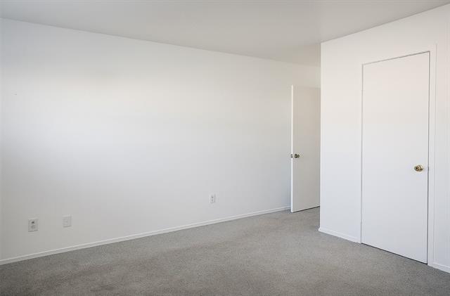 Building Photo - 11110 Valleydale Dr