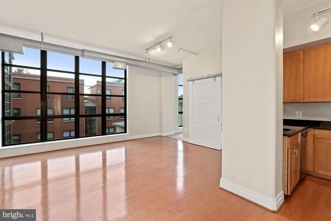 Building Photo - 2020 12th St NW