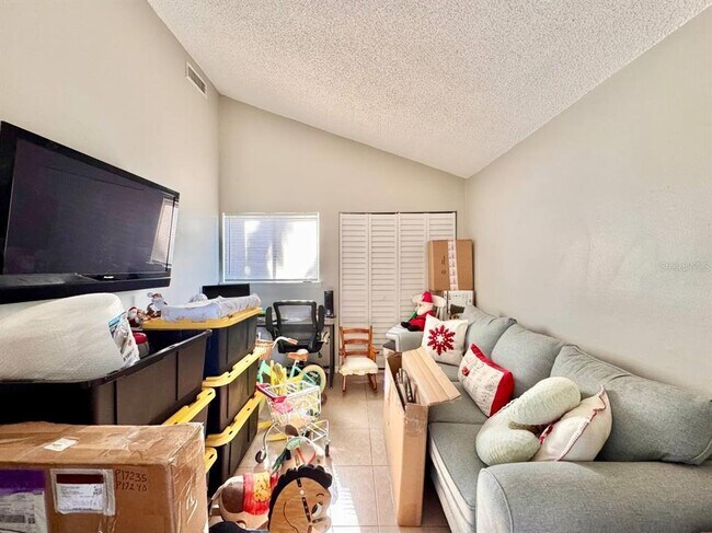 Building Photo - 6345 Newtown Cir