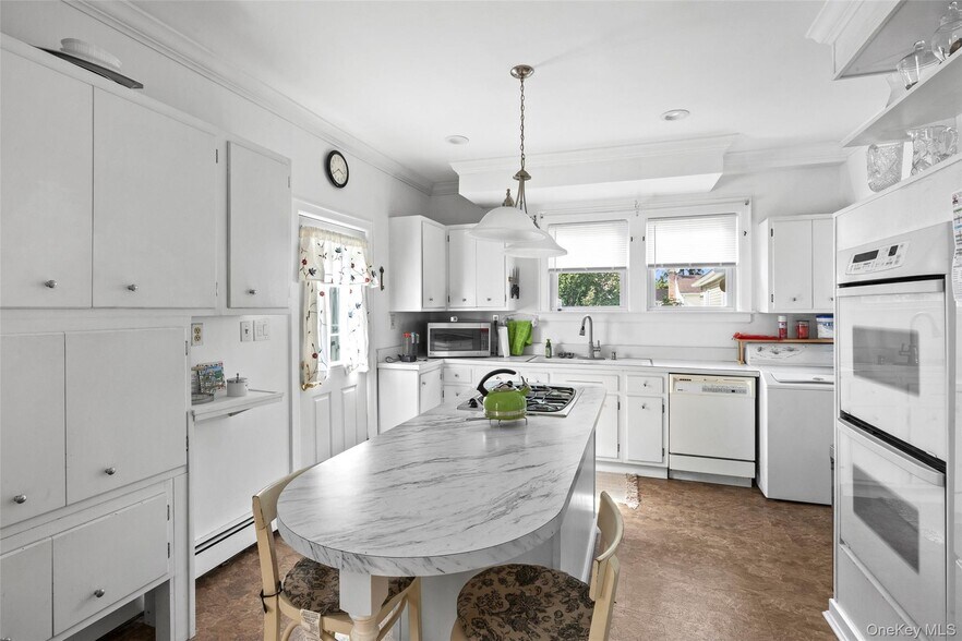 kitchen - 32 Whittier Dr