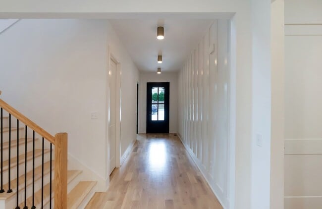 Building Photo - 3733 Estes Rd