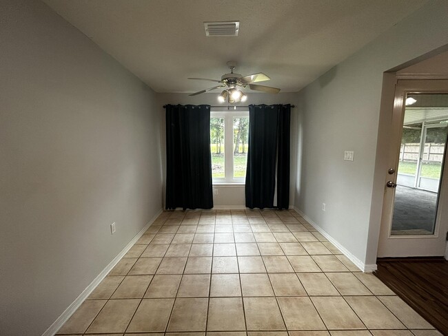 Building Photo - 4769 Coronado Cir