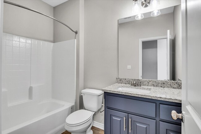 Guest Bathroom - 10670 Washita Dr