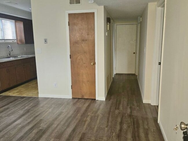 Building Photo - 1 bedroom unit Berrien Springs