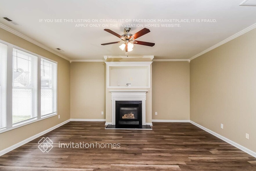 Building Photo - 3145 Landing Falls Ln