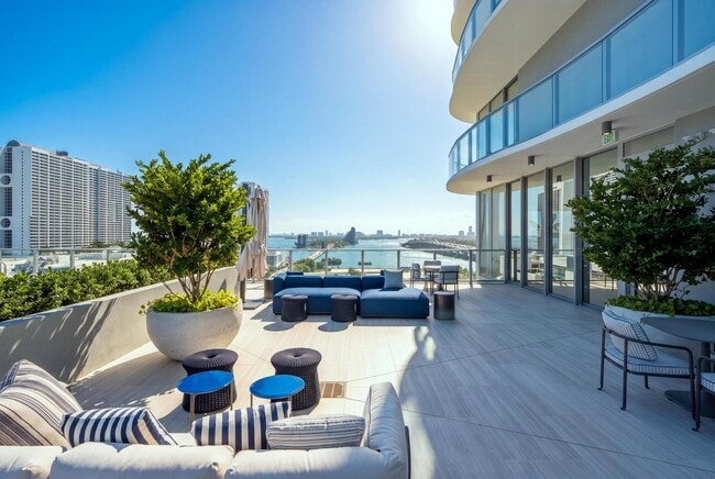 Building Photo - 1400 Biscayne Blvd