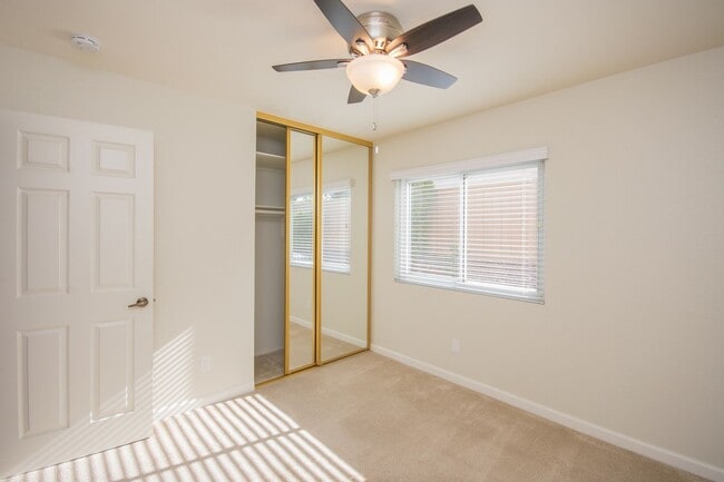 Building Photo - Lovely 3+BR Single-Story Carlsbad Home With AC & Skylights!!