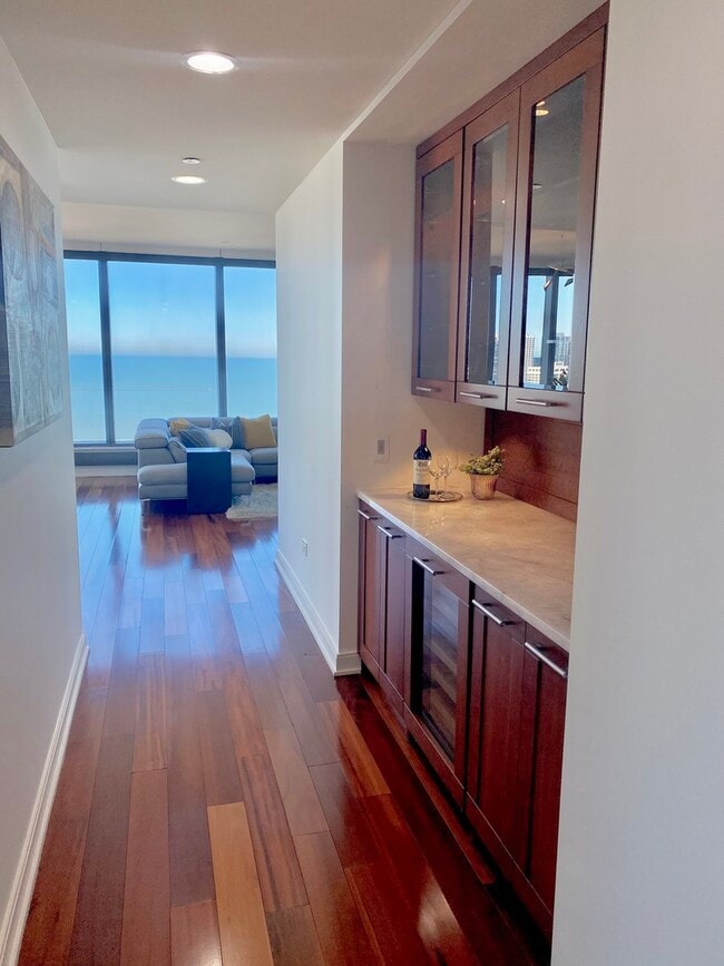 Building Photo - 60 E Monroe St