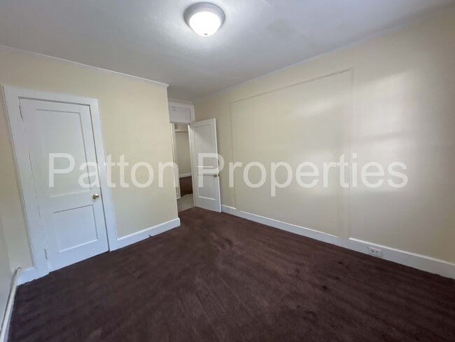 Building Photo - 1401 Kinderway &amp; 4300-4302 Wentworth - Inside CoC - R09214-07-01