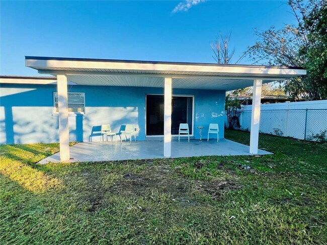Building Photo - 10341 Kumquat Ln