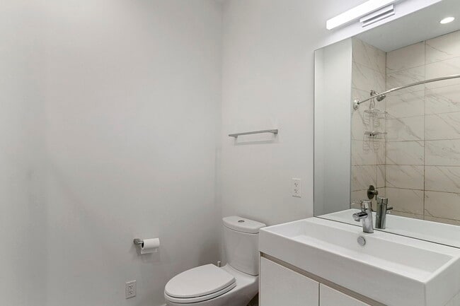 Building Photo - 147 N Euclid Ave