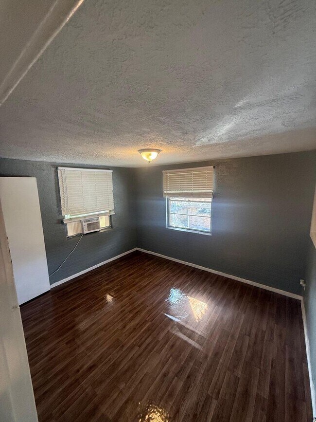 Building Photo - 4075 Reed St