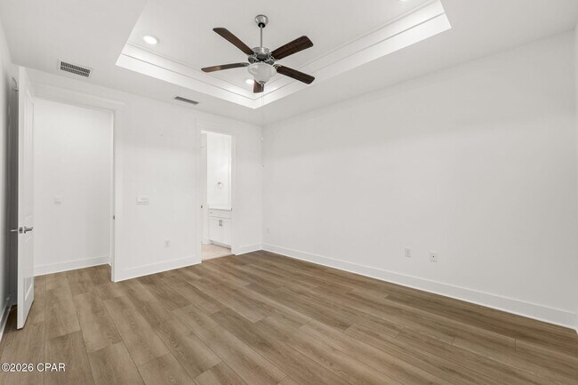 Building Photo - 836 Walsonham Dr