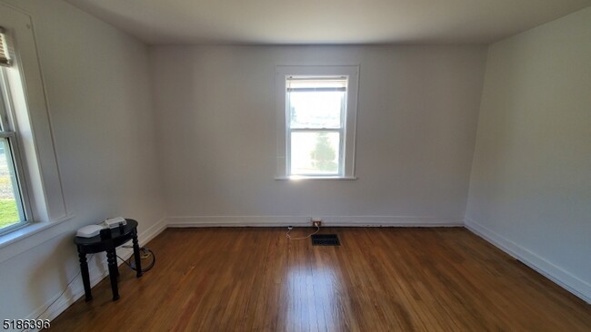 Building Photo - 269 Hazen Rd