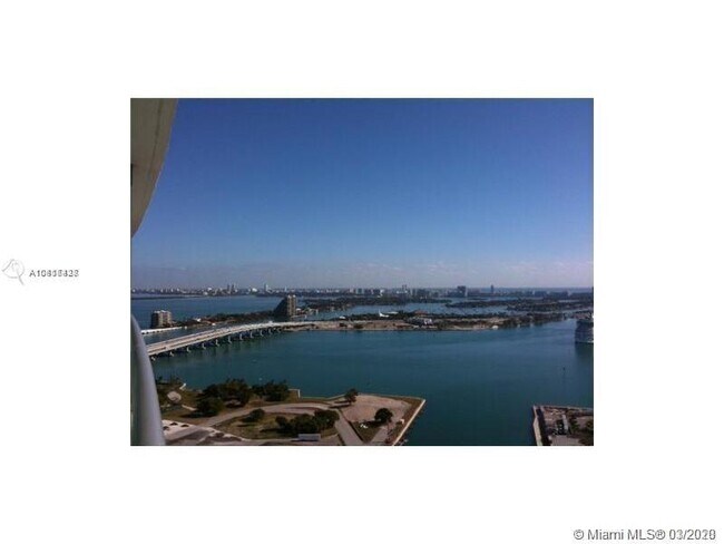 Building Photo - 888  Biscayne Blvd  2301 Miami Fl 33132