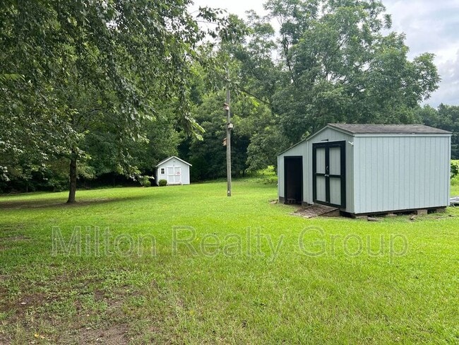 Building Photo - 2666 NC-210