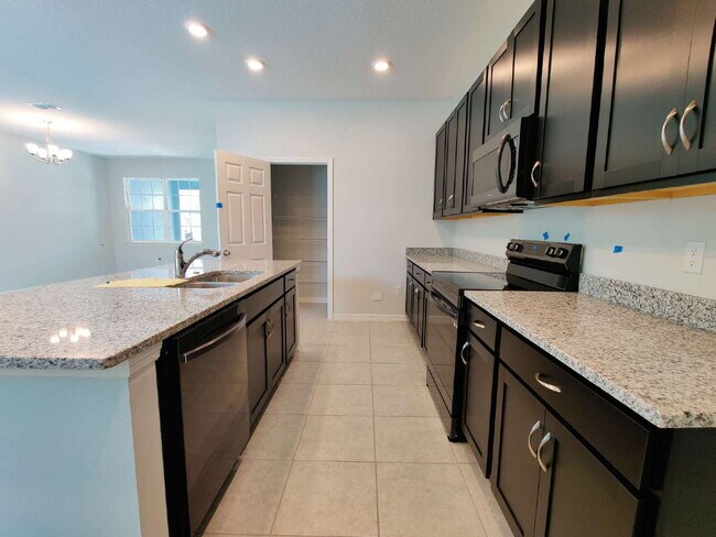 Building Photo - 5106 Sea Mist Ln