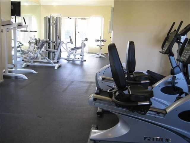 Building Photo - RB Luxury 2 Br Townhome 2 car spots Laundry $3190 TEXT 619-565-3468
