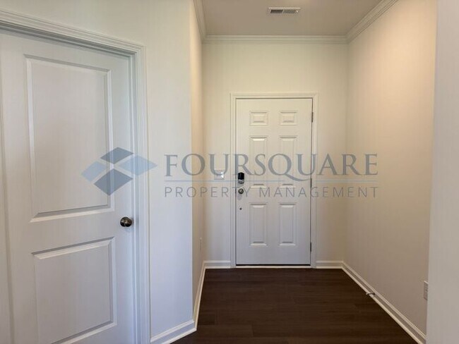 Building Photo - Spacious 4-Bed Home with Flex Room, Loft, Screened Porch & 2-Car Garage – Convenient to Angier an...