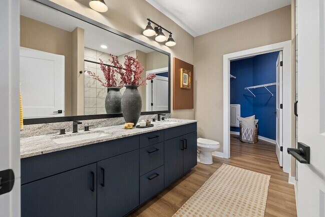 Building Photo - 1000 Marlowe Vis Pl