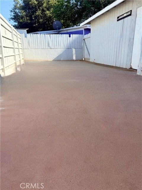 Building Photo - 2075 W Rialto Ave