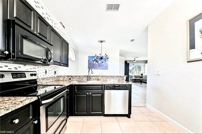 Primary Photo - 912 Briarwood Blvd
