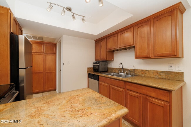 Building Photo - 3807 N 30th St