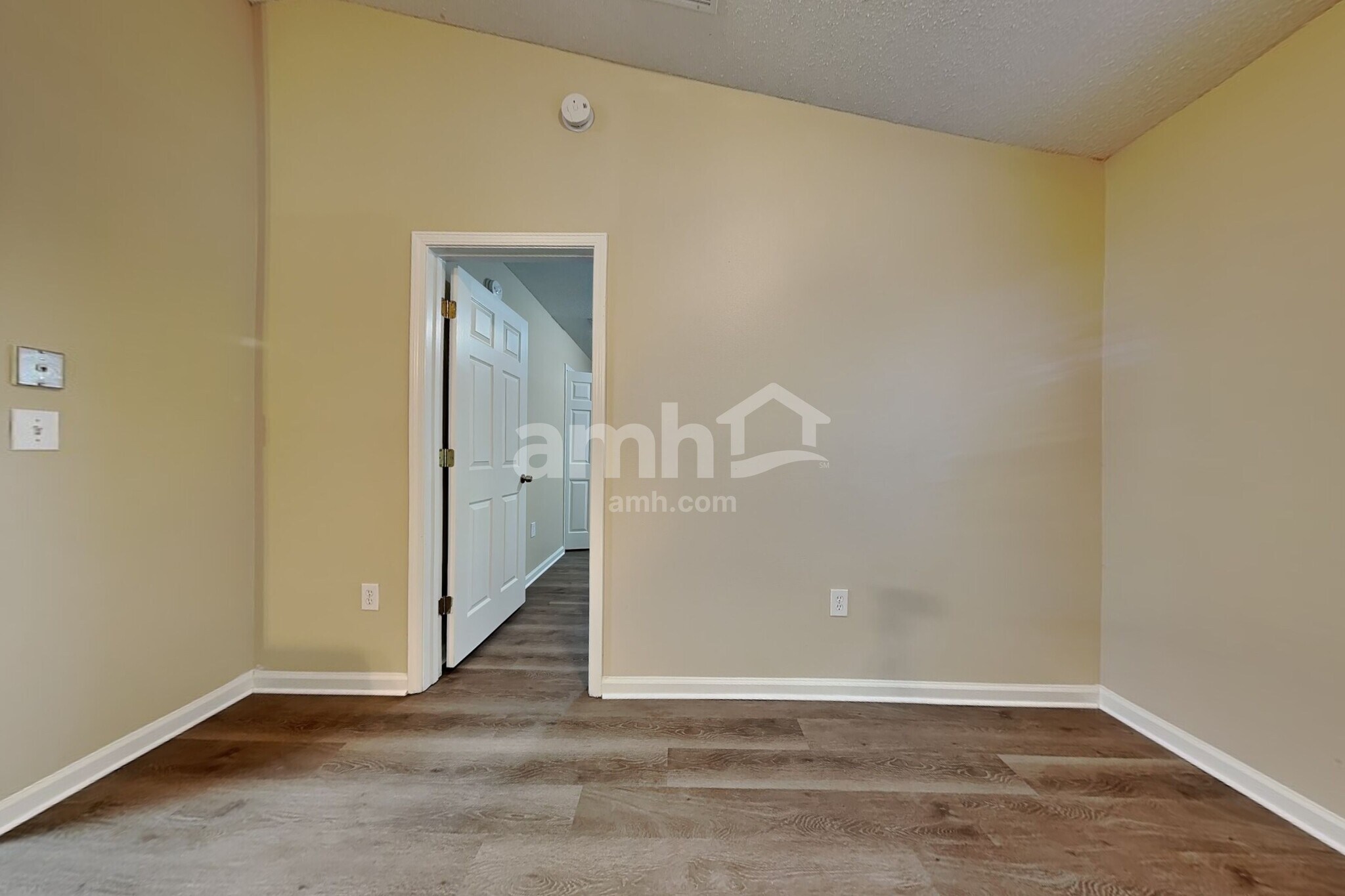 Building Photo - 2842 Taylor Hill Dr