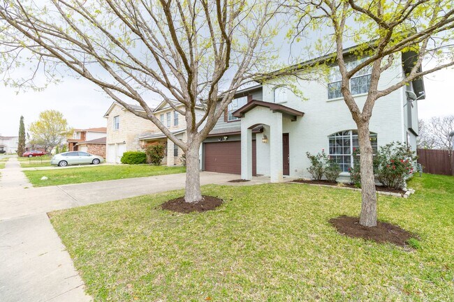 Building Photo - Gorgeous 4 bedroom, 3 bathrooms home in Pflugerville!!!