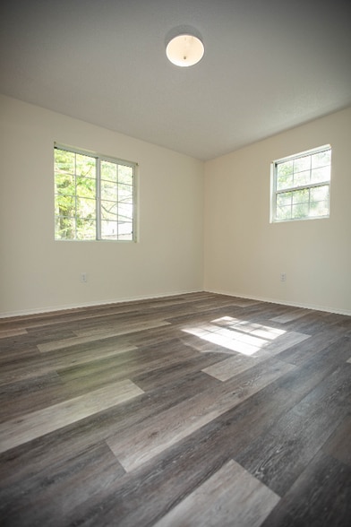 Building Photo - 5414 Alta St