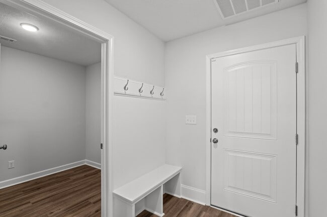 Building Photo - 7320 Paisley Cir
