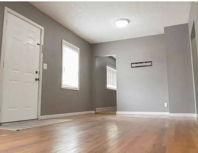 Building Photo - 1707 E Mallon Ave