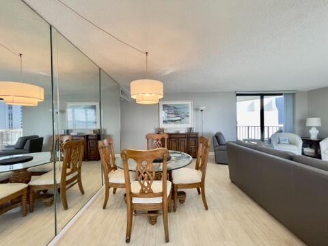 Building Photo - 5420 N Ocean Dr