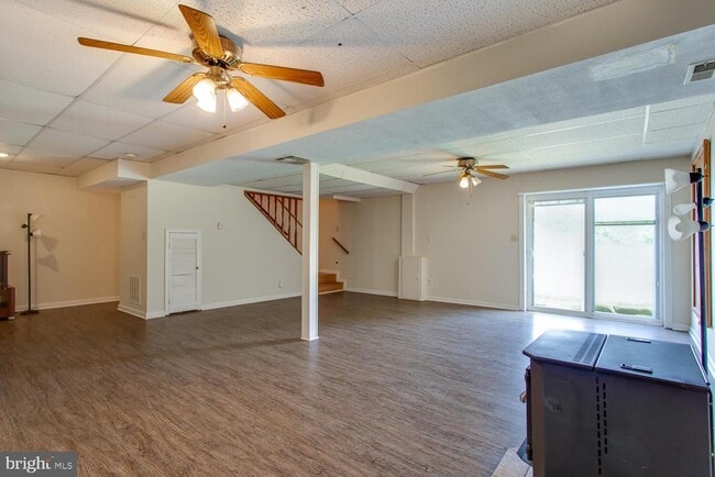 Building Photo - 45684 Schooner Ct