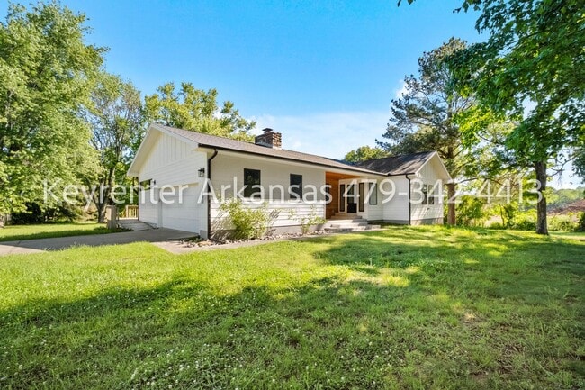 Building Photo - 4480 Trough Springs Rd