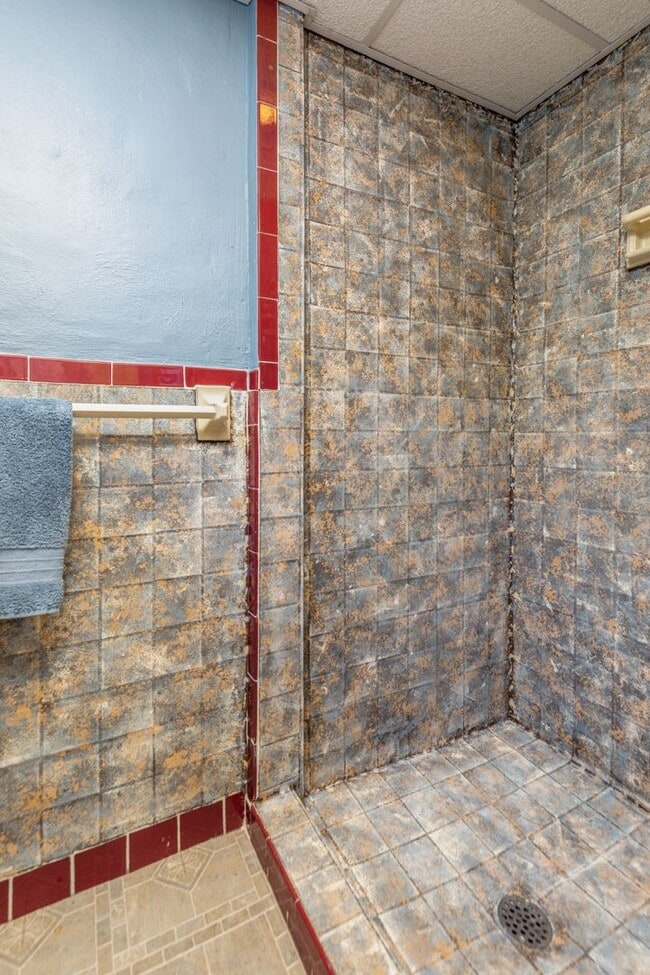 Building Photo - 2BD/2BATH Rockhill Home!