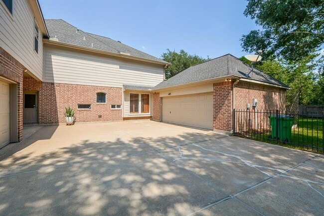 Building Photo - 5007 Barlow Bend Ln