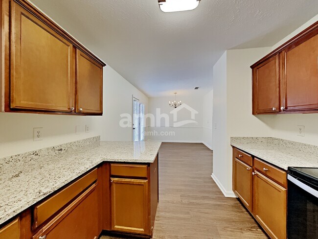 Building Photo - 8912 Ristau Ct